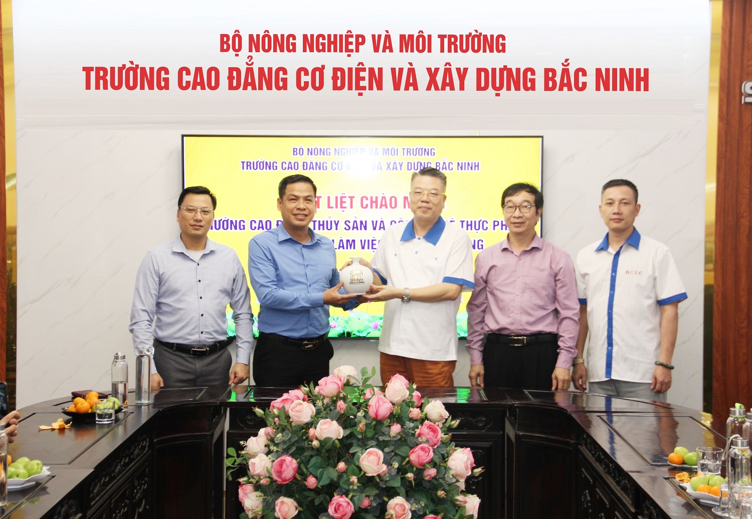 anh tin bai